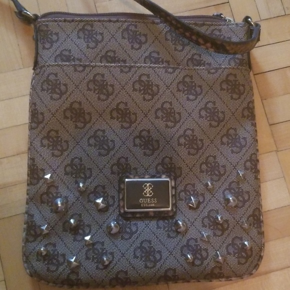 Guess Handbags - 🍁Guess Crossbody Purse with Studs